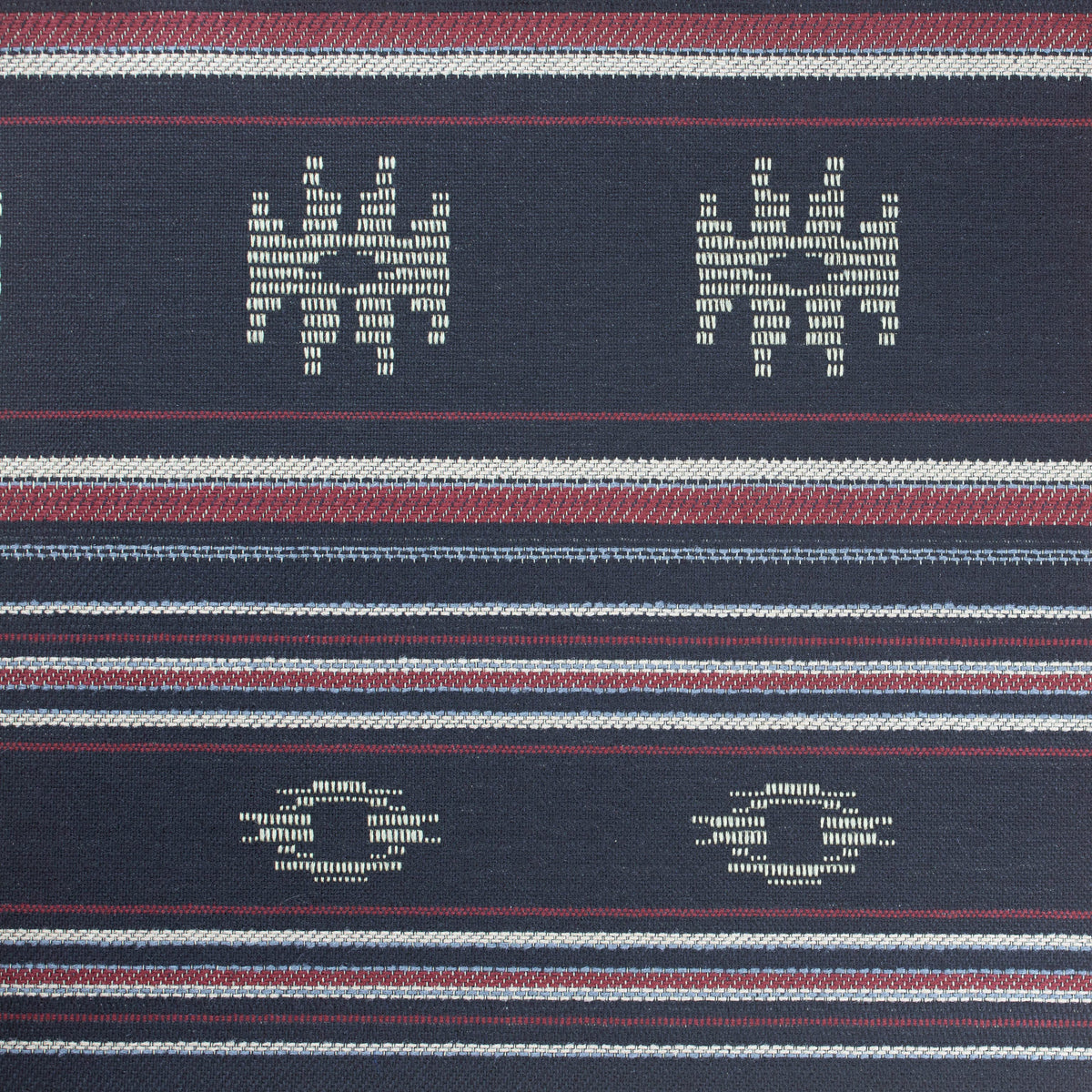 Discontinued / 20182024 Ford Trucks / 8D / Aztec Black / Front Seat